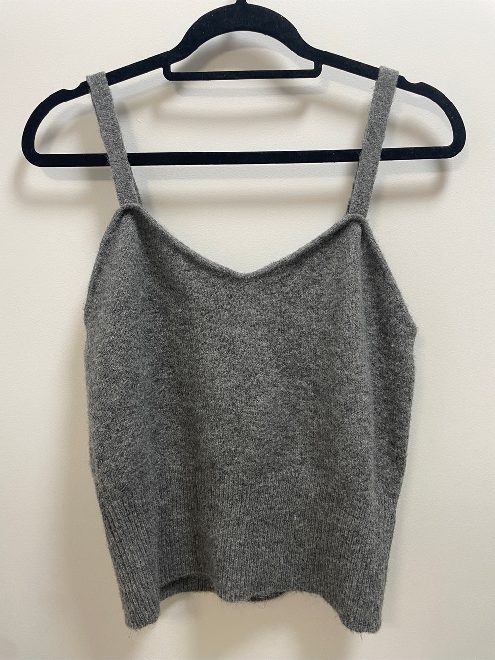 Women’s Gray Knit V-Neck Camisole